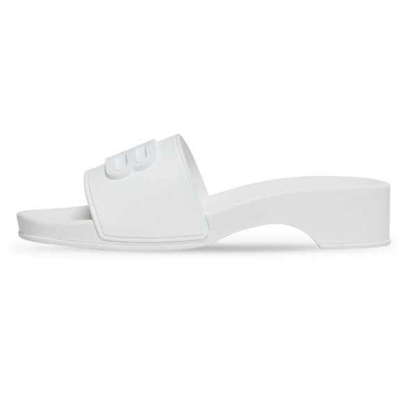 Balenciaga WOMEN'S POOL CLOG BB SLIDE SANDAL MONOCOLOR IN WHITE - Picture 7 of 15
